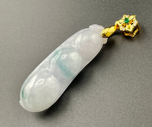 Elora Jadeite [翡翠] "福豆-福寿” Pendant with Necklace